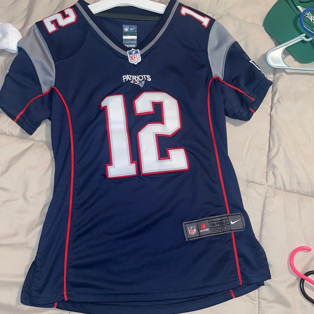 TB12- New England Patriots Tom Brady jersey!! Size small.